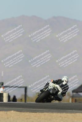 media/Mar-22-2025-CVMA (Sat) [[462c0ffedb]]/Race 13-Amateur Supersport Middleweight/